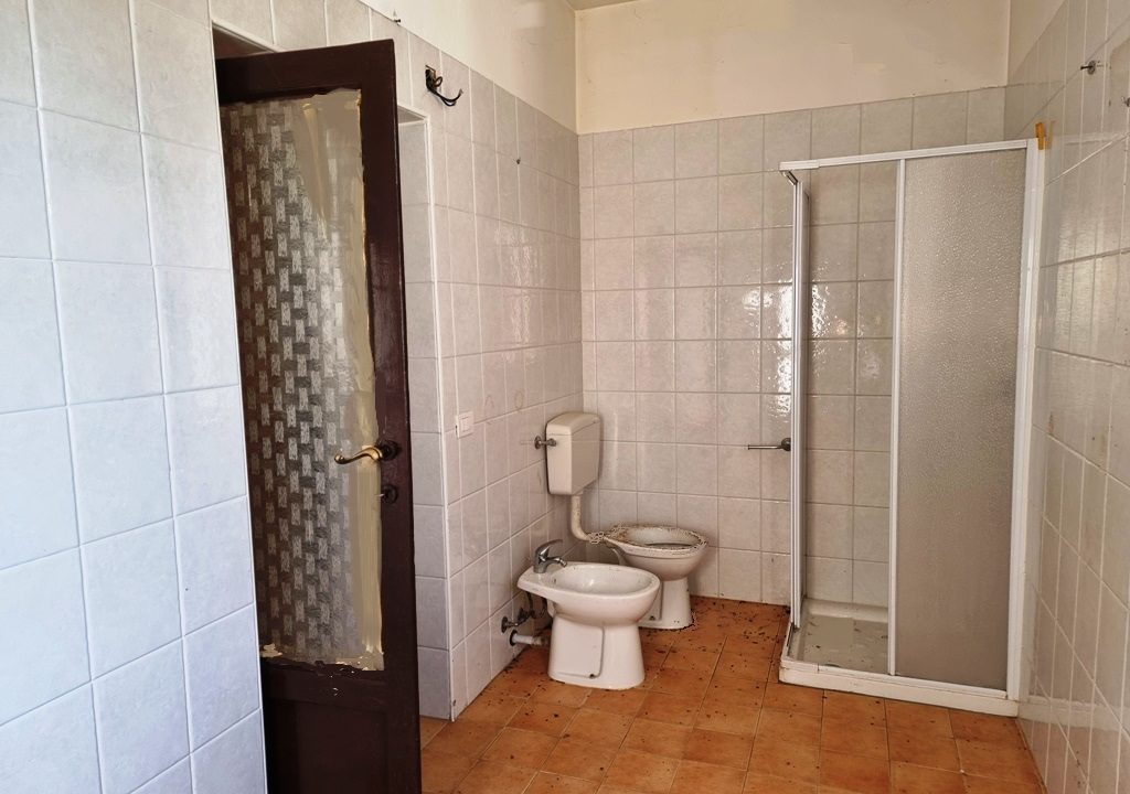 bagno casa in montagna Corniglio