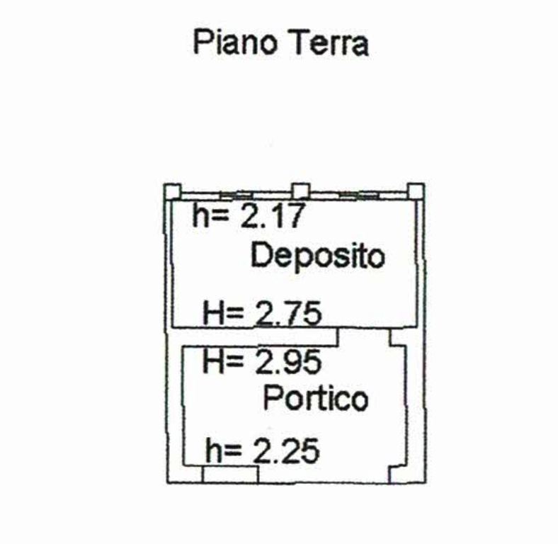 Piano Terra Deposito-Portico