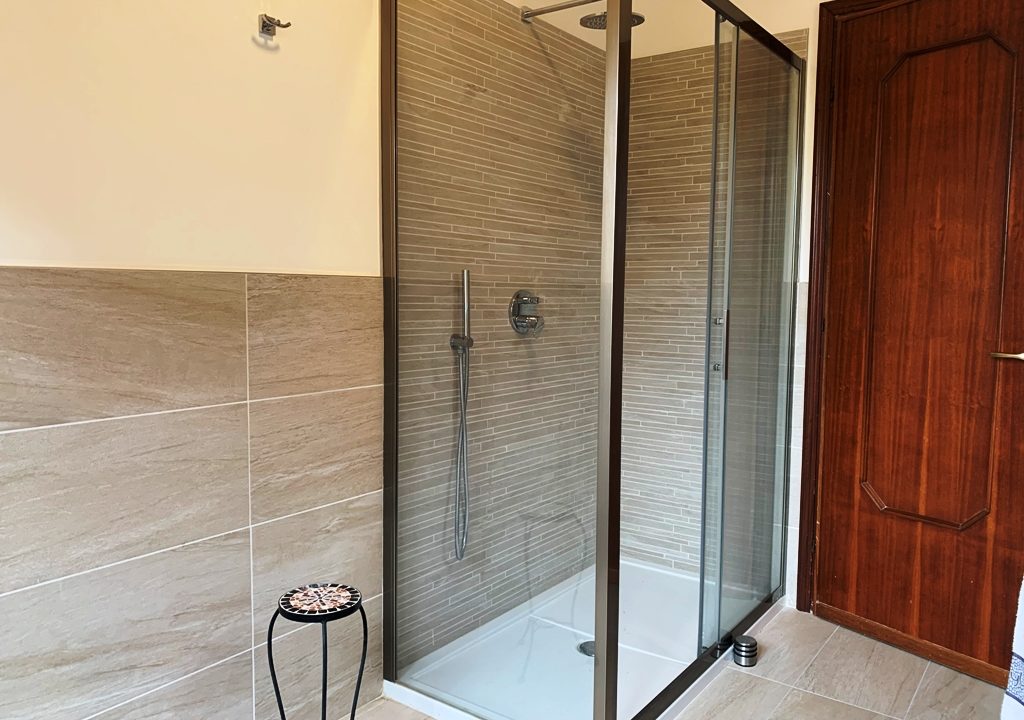 bagno appartamento con giardino Colorno