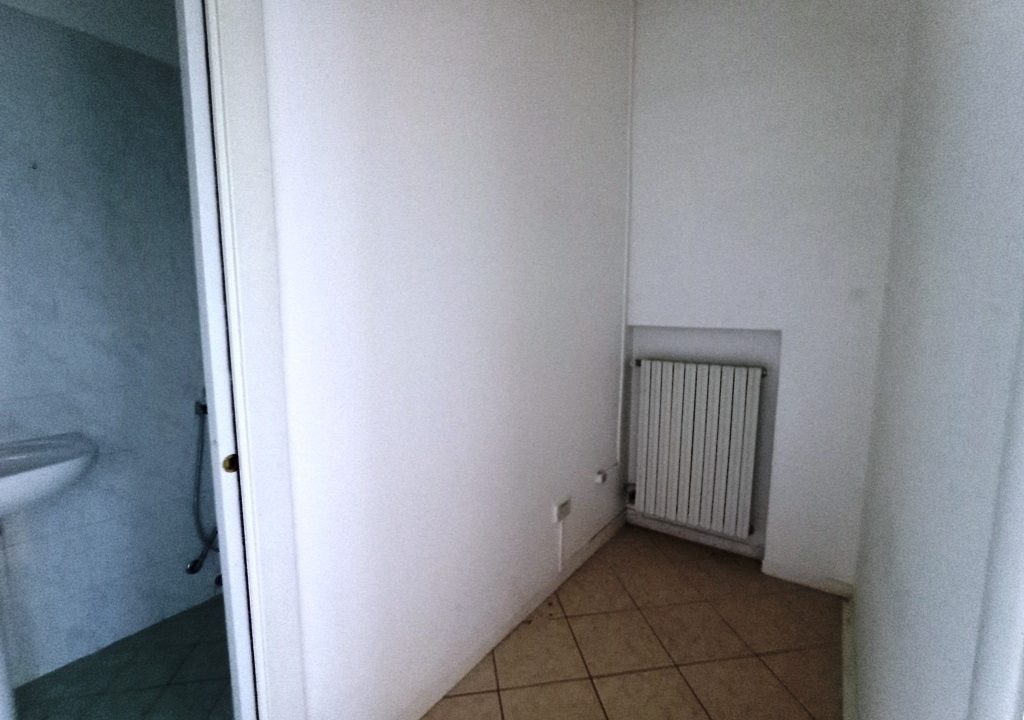 spogliatoio negozio in affitto Mezzano Inferiore