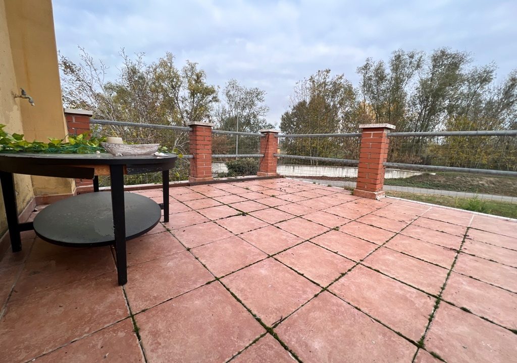 terrazzo casa ristrutturata Mezzano Superiore