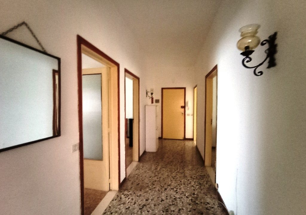 corridoio appartamento Colorno