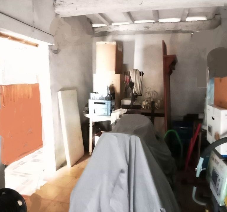 garage rudere a Coltaro