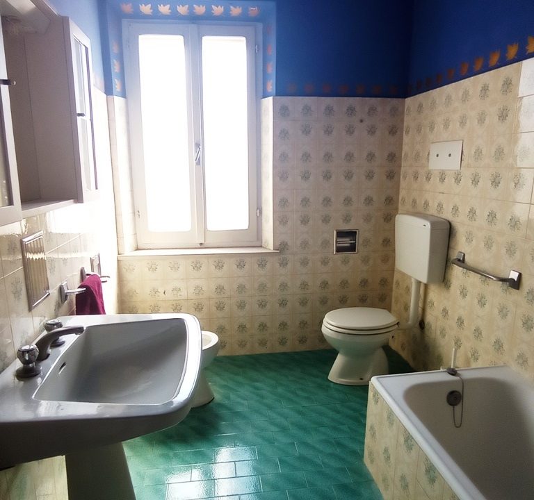 bagno 1°piano casa a schiera Colorno campagn