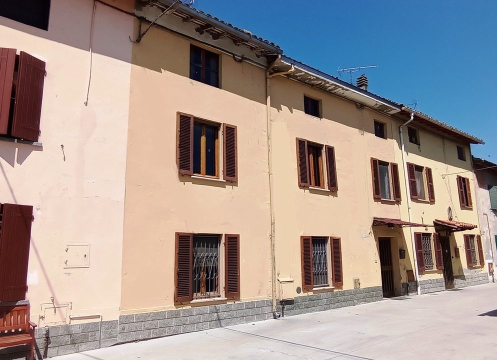 facciata casa a schiera Colorno campagn