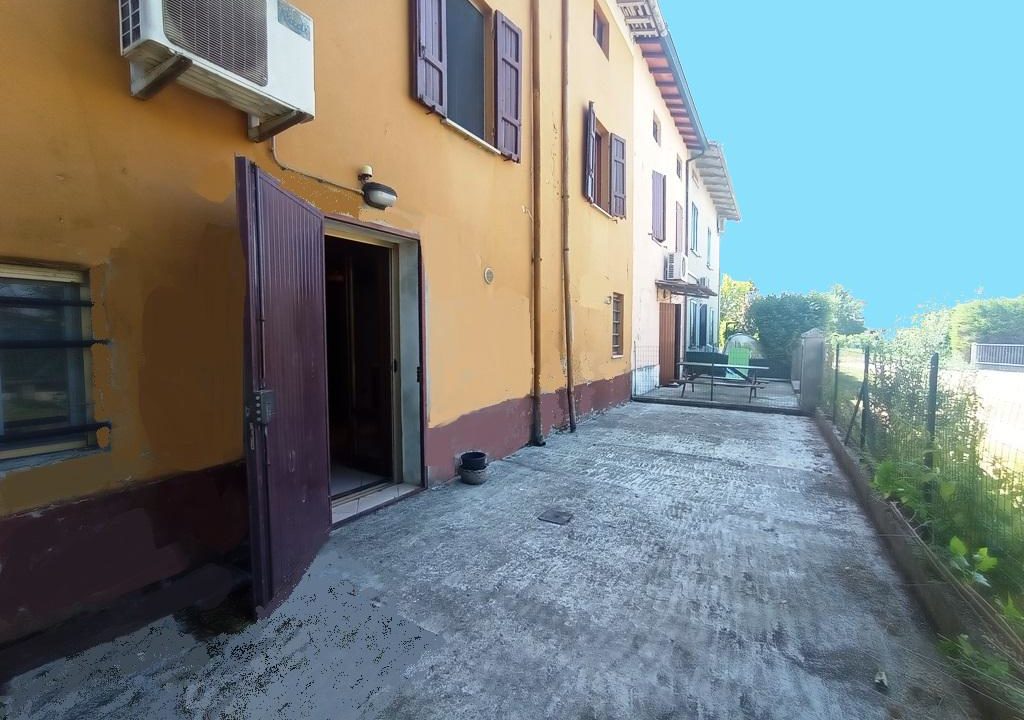 retro casa a schiera Colorno campagn
