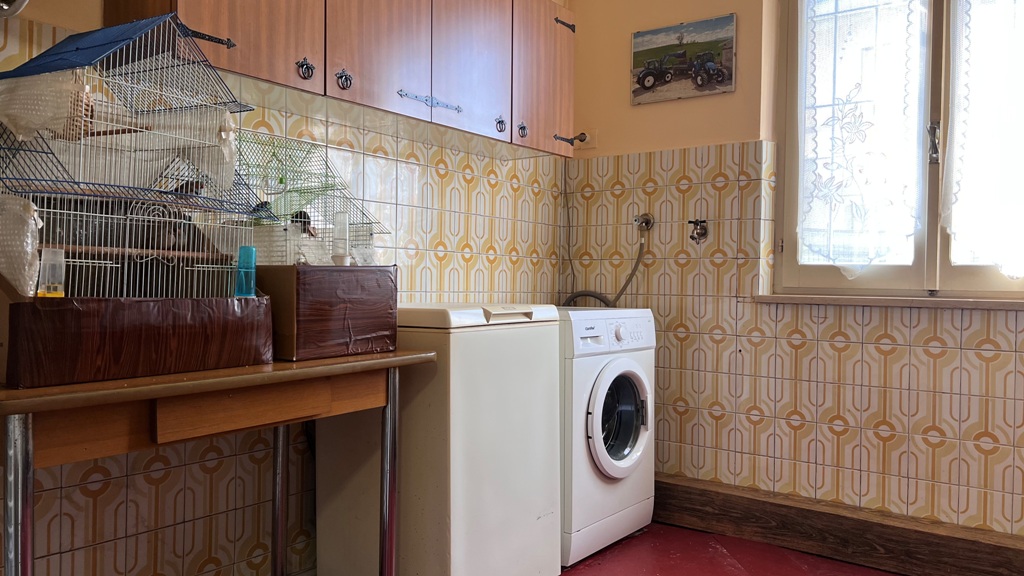 lavanderia casa indipendente Casale di Mezzani