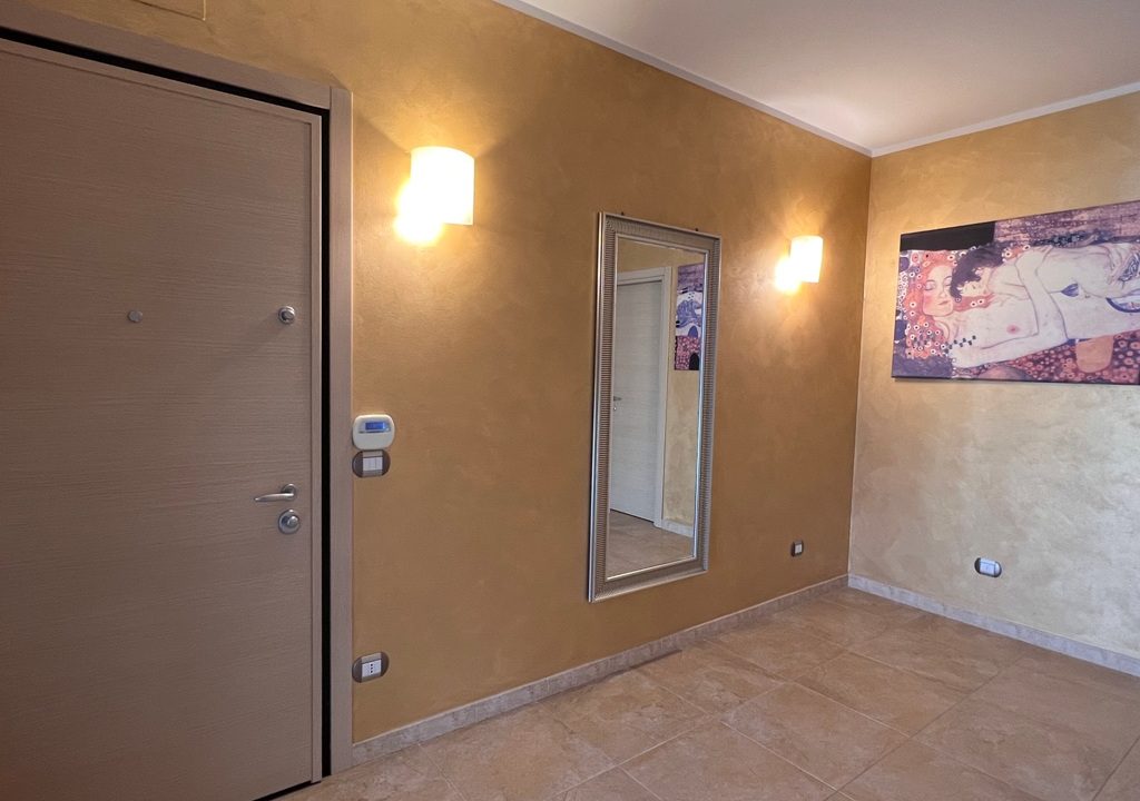 ingresso appartamento con giardino Colorno