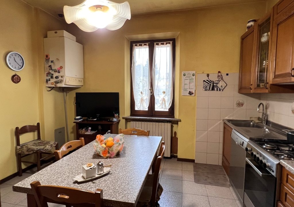 cucina casa con giardino Casale di Mezzani