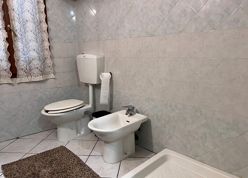 bagno p.t. casa indipendente Mezzano Superiore