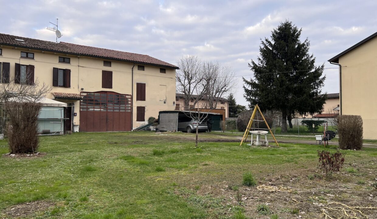 giardino casa Colorno campagna