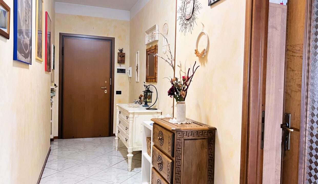 ingresso trilocale San Polo