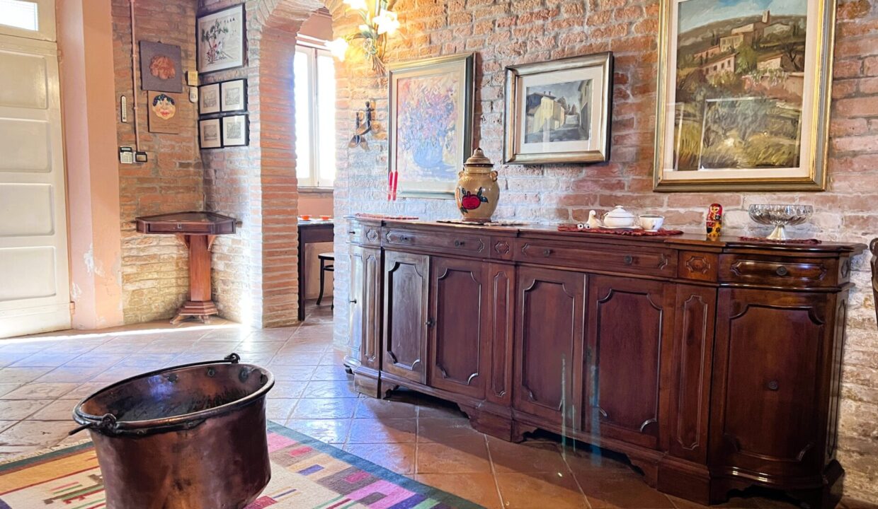 ingresso casa indipendente con podere vicino a Colorno