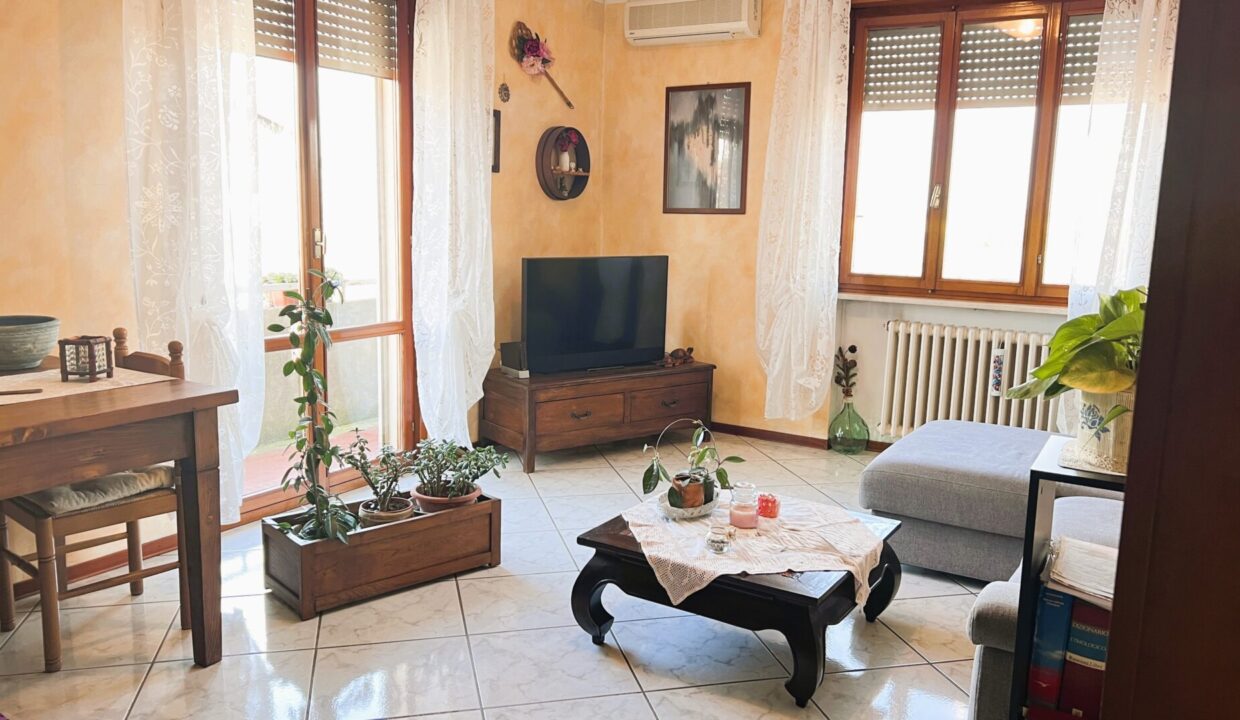 soggiorno trilocale San Polo