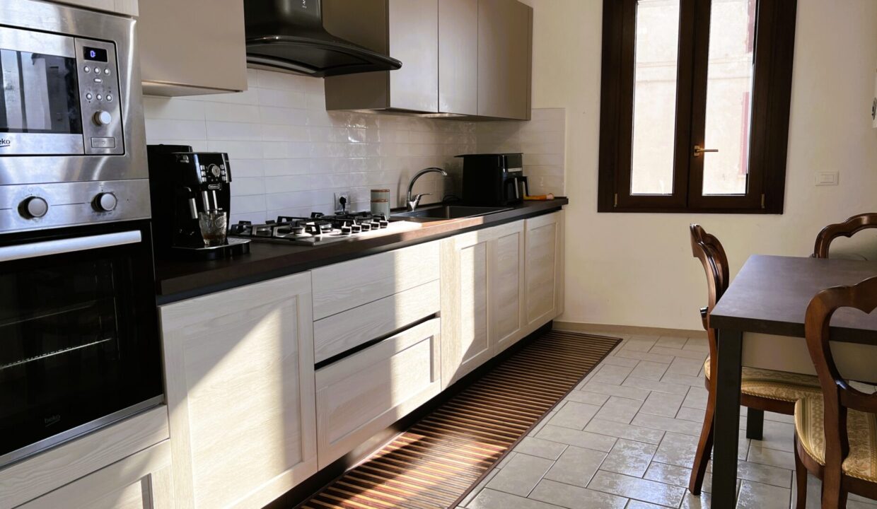 cucina casa semindipendente Coltaro
