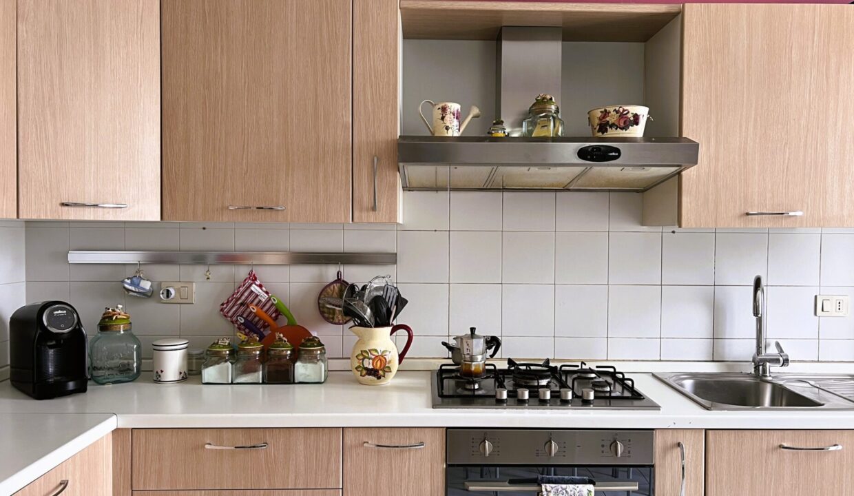cucina casa a schiera Colorno