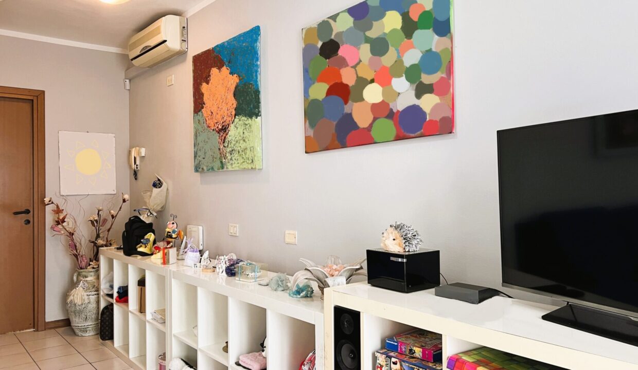 soggiorno casa a schiera Colorno