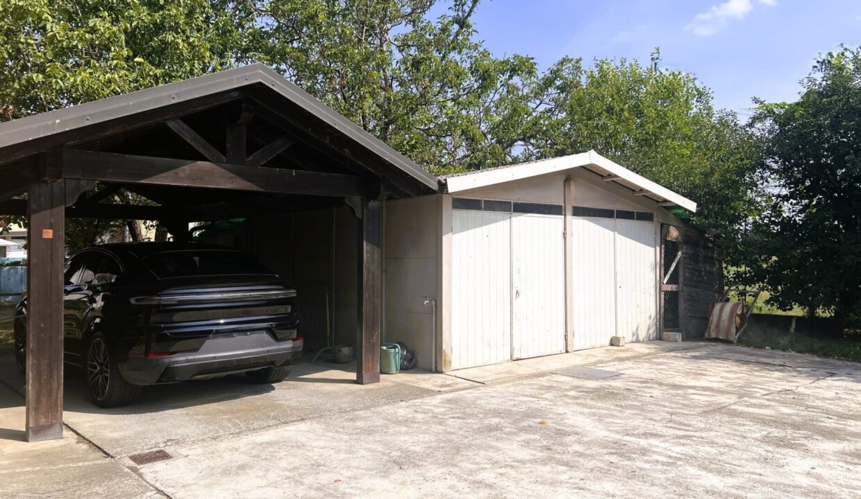 garage casa indipendente Colorno