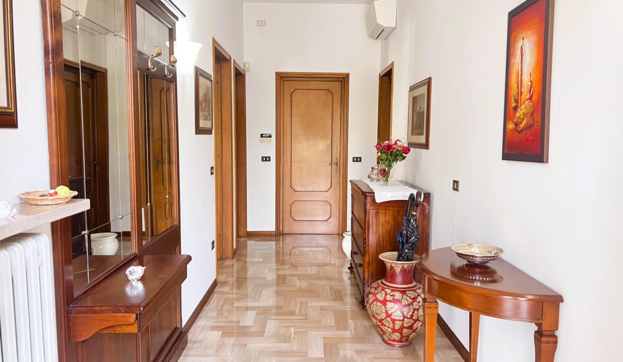 ingresso 1°p. casa indipendente Colorno