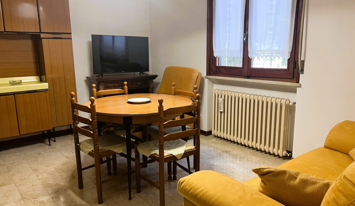 sala da pranzo p.t. casa indipendente Colorno