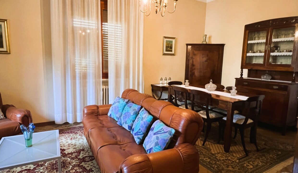 soggiorno p.t. casa indipendente Colorno