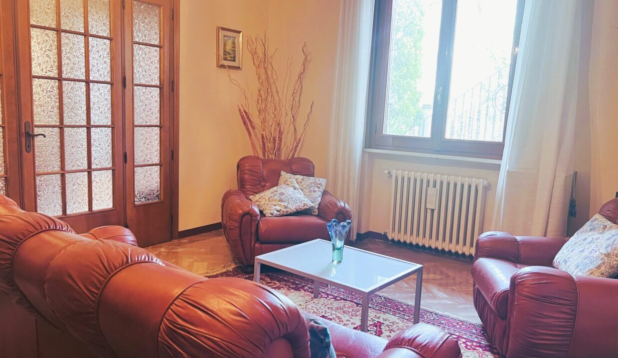 soggiorno p.t. casa indipendente Colorno