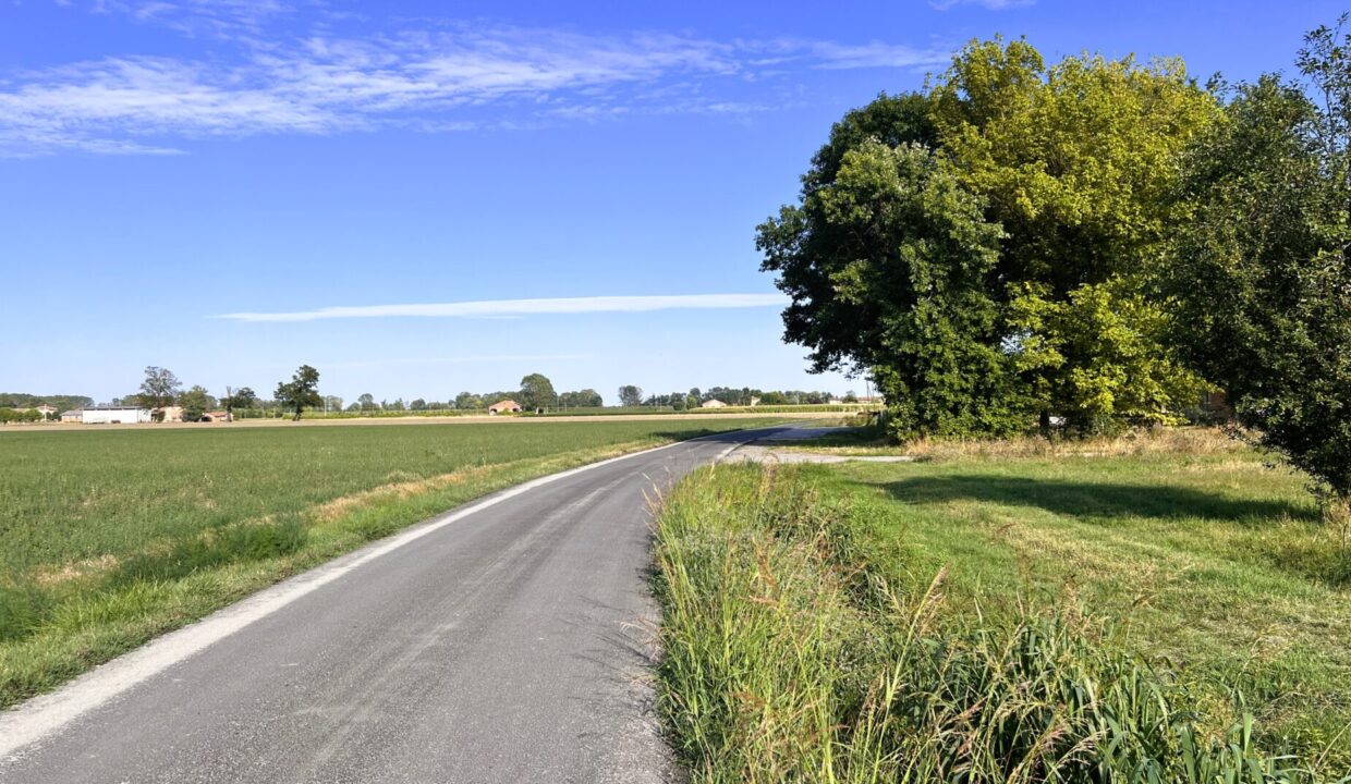 zona rustico da ristrutturare Rivarolo di Torrile
