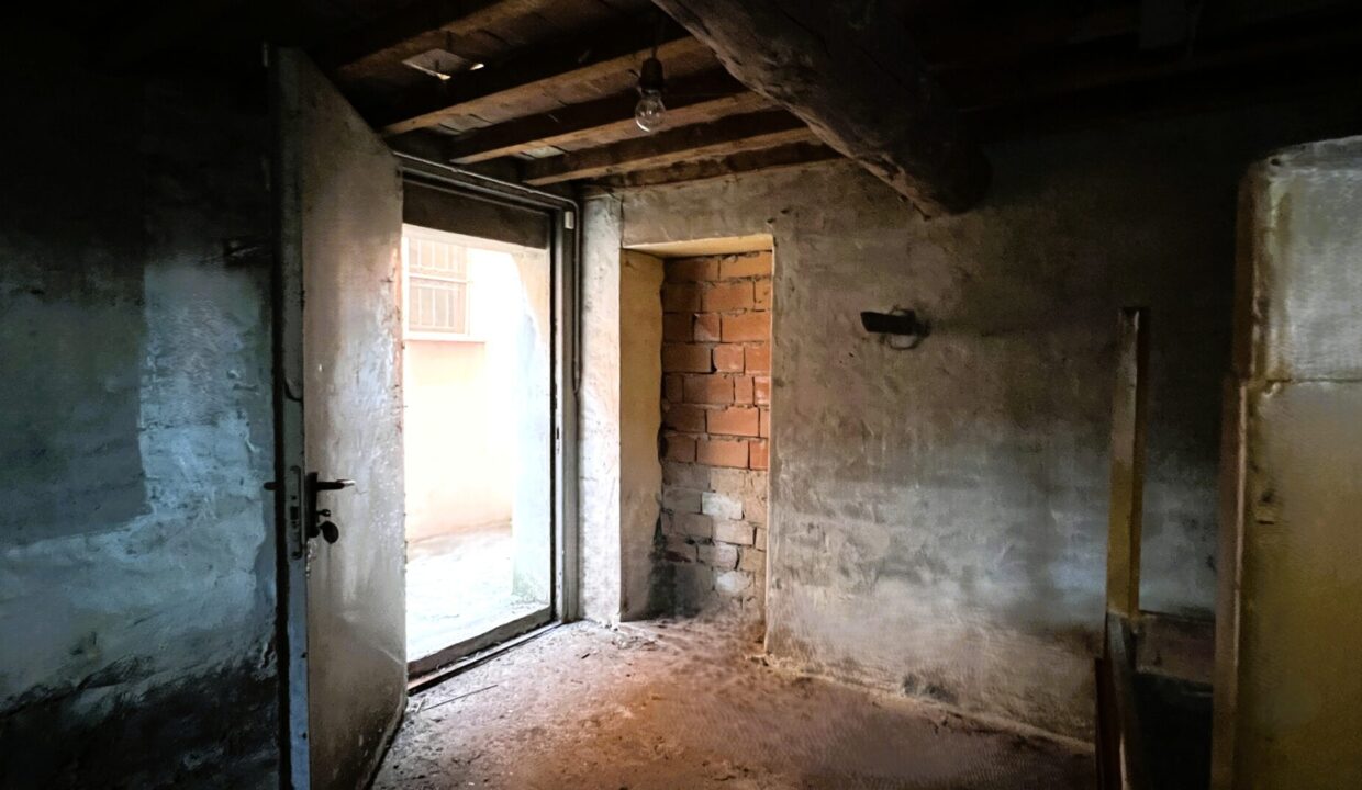 cantina casa da ristrutturare vicinanze Colorno