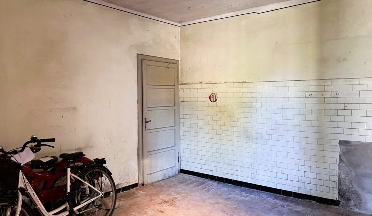 cucina casa da ristrutturare vicinanze Colorno