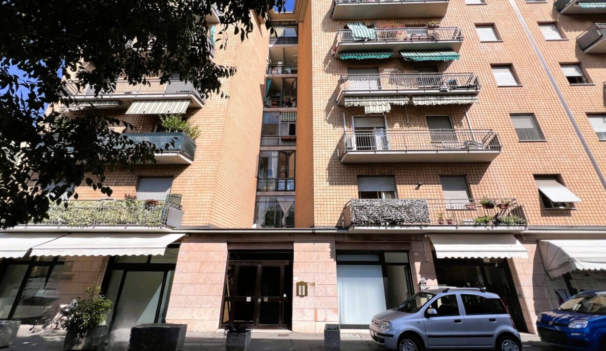 facciata appartamento con 3 camere Parma