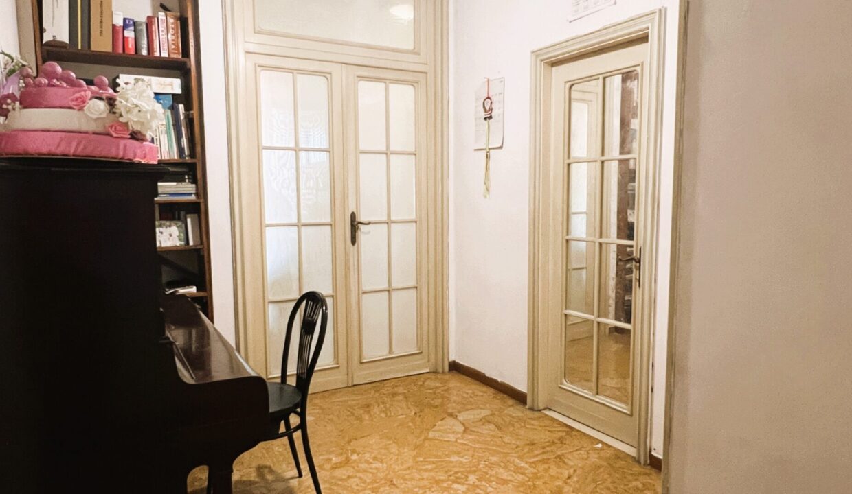 ingresso appartamento con 3 camere Parma
