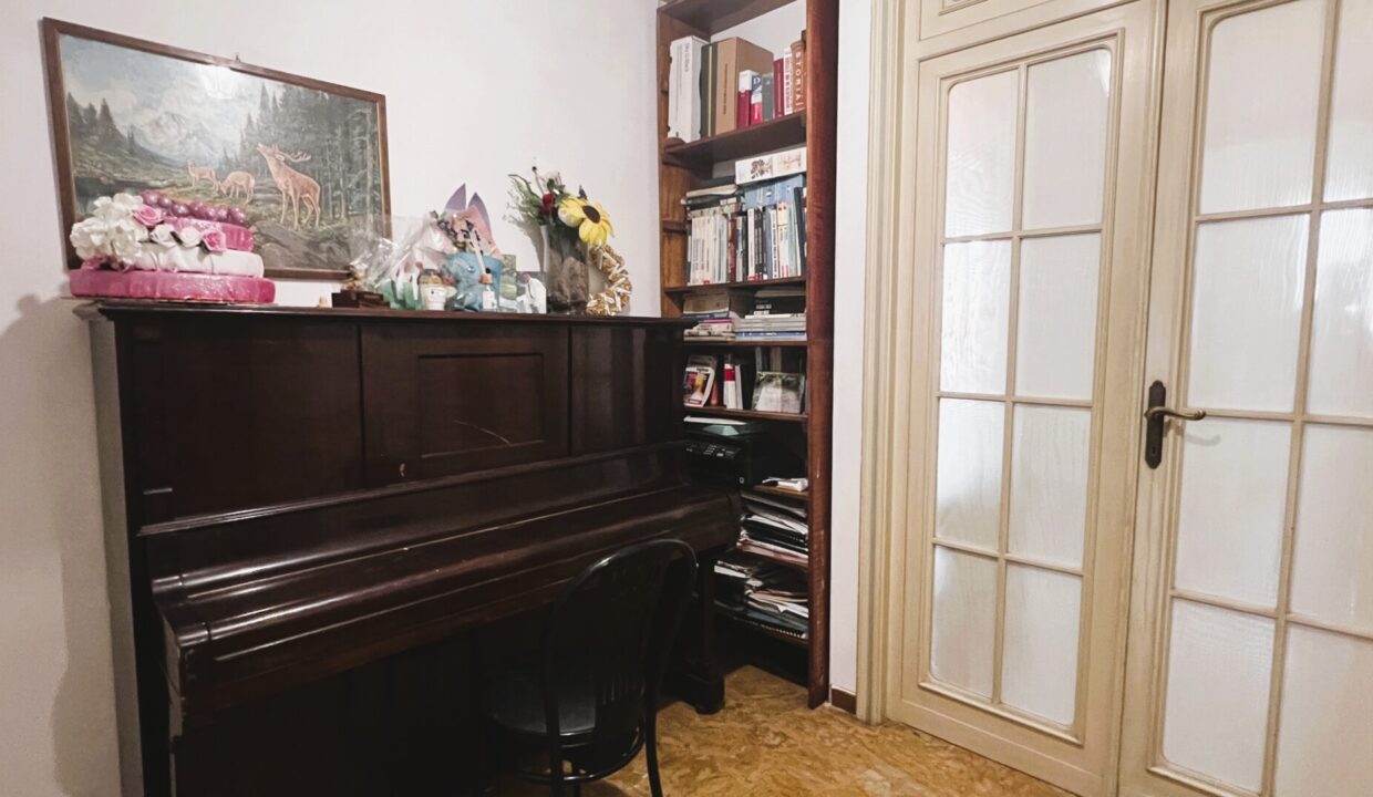 ingresso appartamento con 3 camere Parma