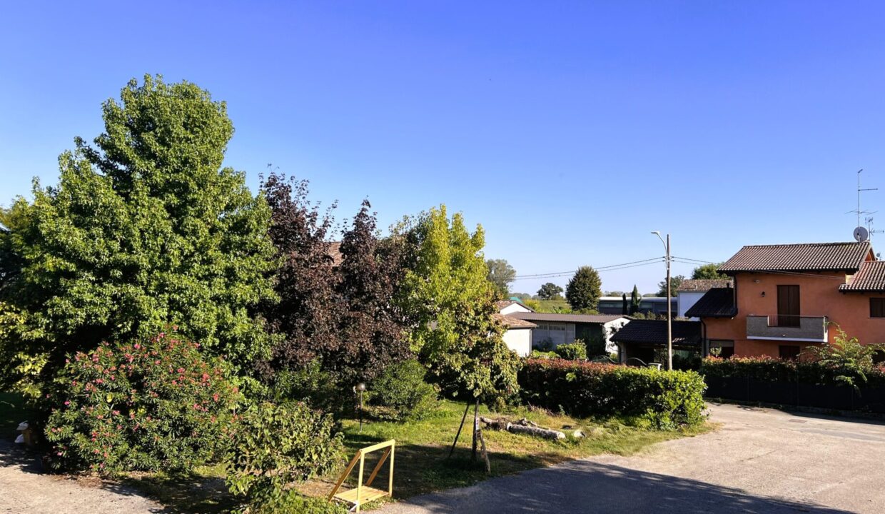 vista casa da ristrutturare vicinanze Colorno