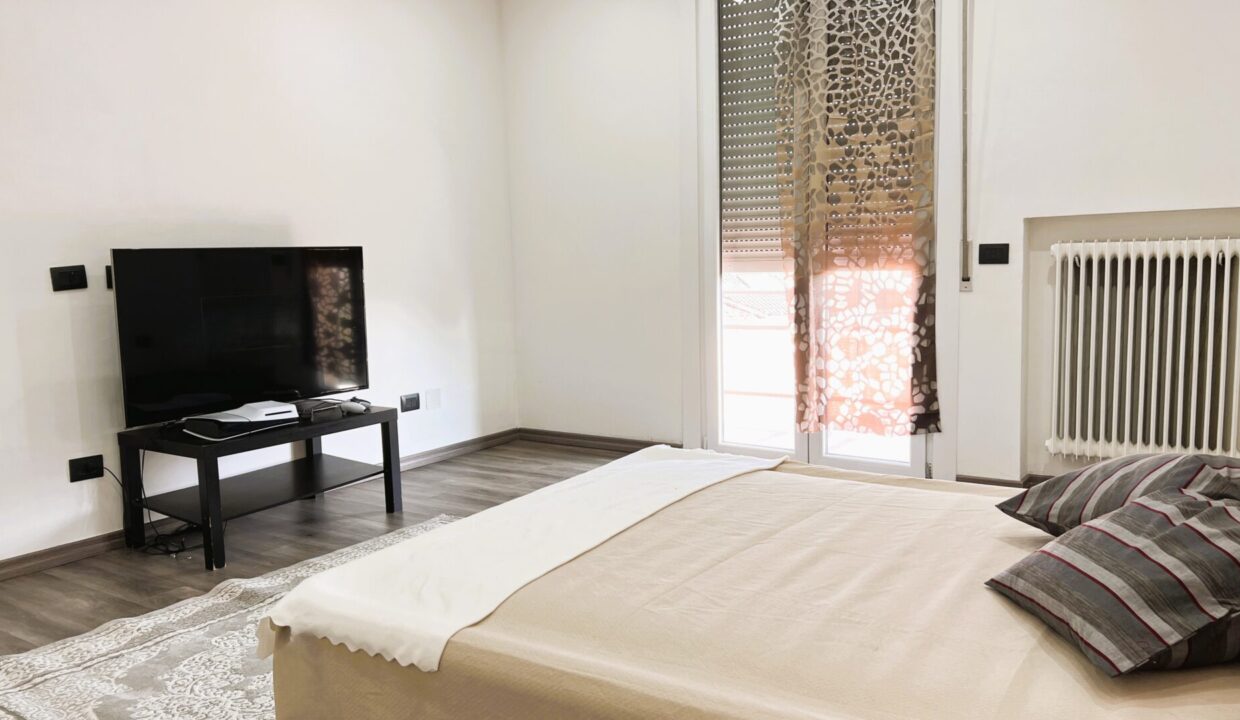 camera 2 appartamento ristrutturato vicinanze Casalmaggiore