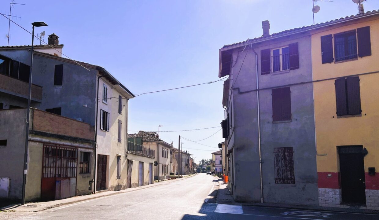 zona rustico da ristrutturare Coltaro