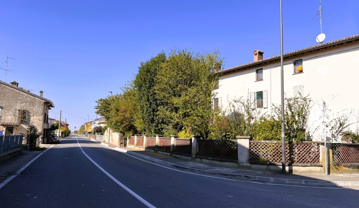 zona rustico da ristrutturare Coltaro