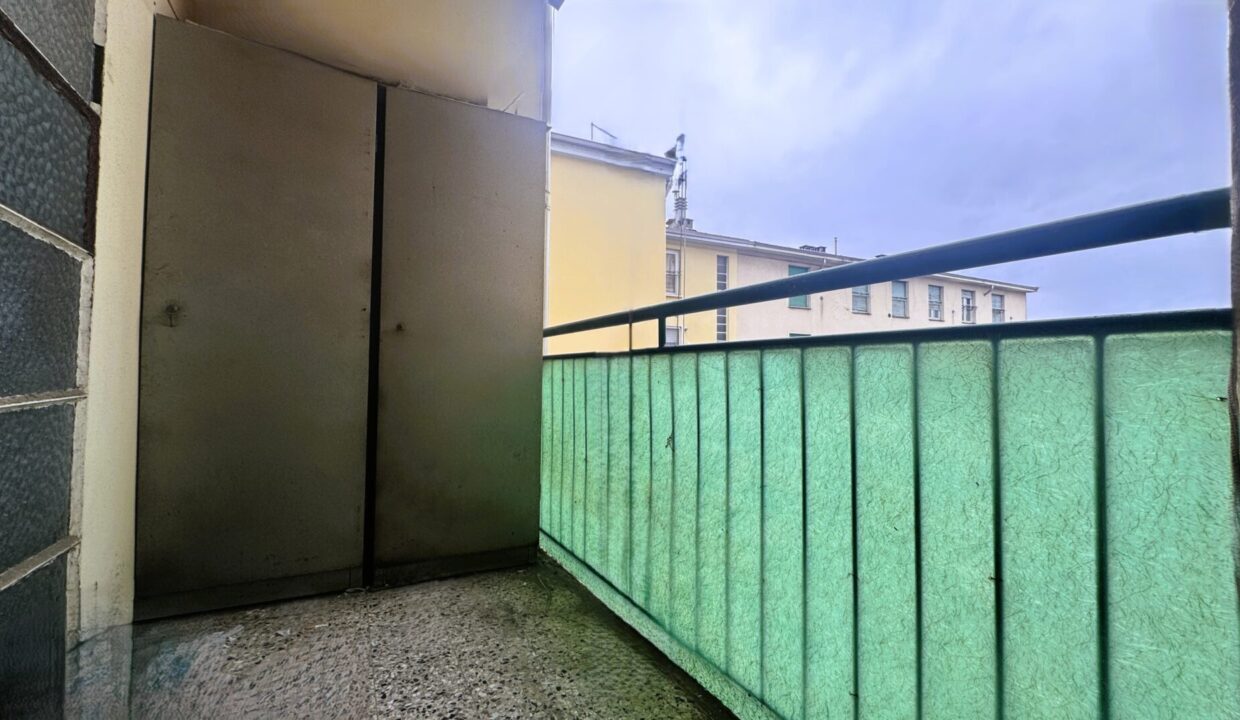 balcone appartamento zona via Venezia