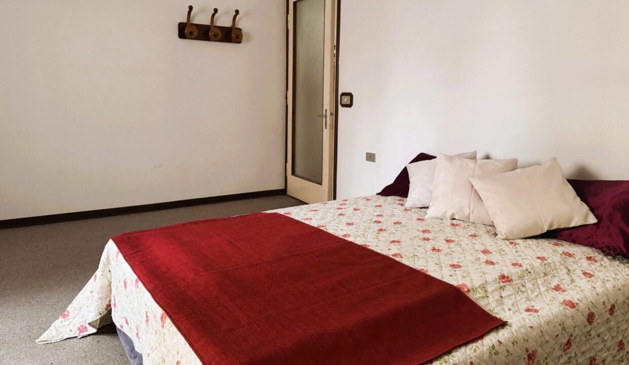 camera 1 appartamento zona via Venezia