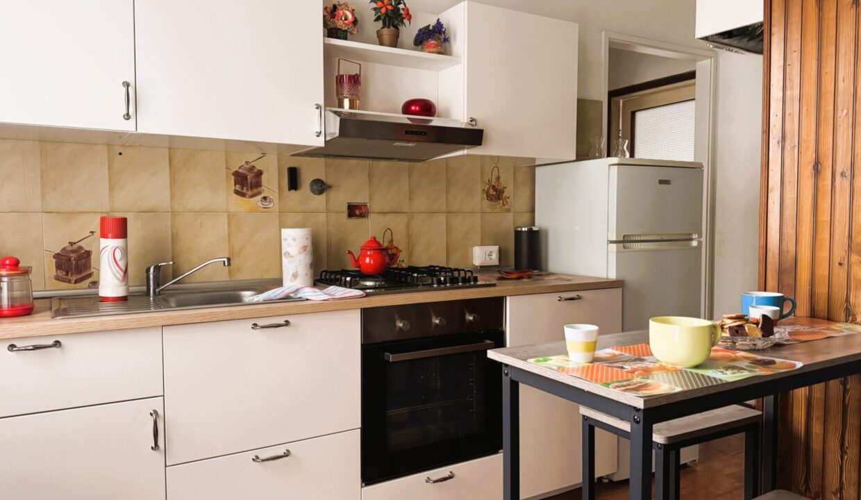 cucina appartamento zona via Venezia
