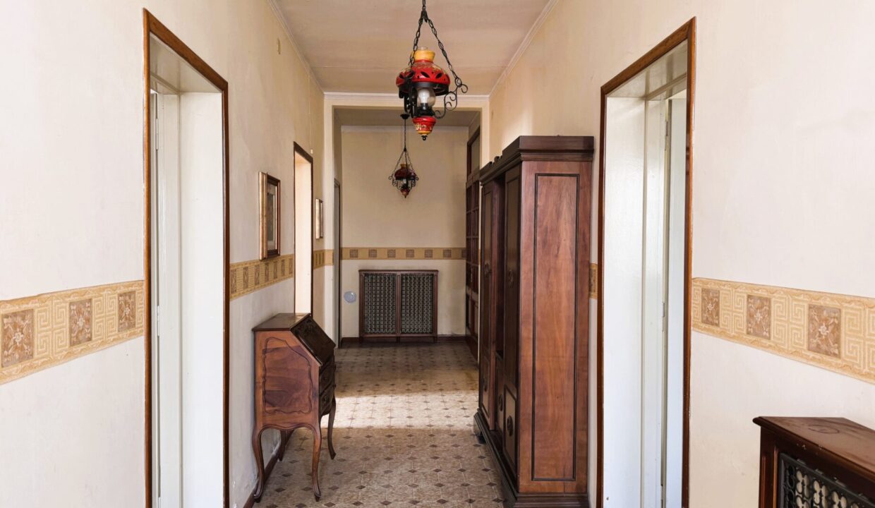 ingresso casa con giardino vicinanze Colorno