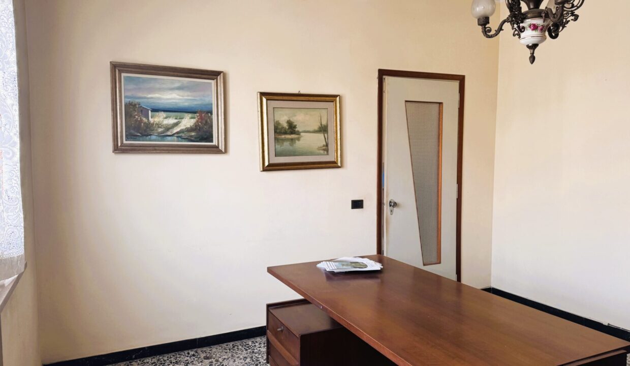 sala casa con giardino vicinanze Colorno