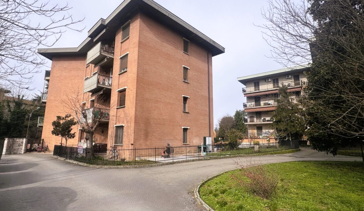 facciata appartamento con 3 camere Colorno