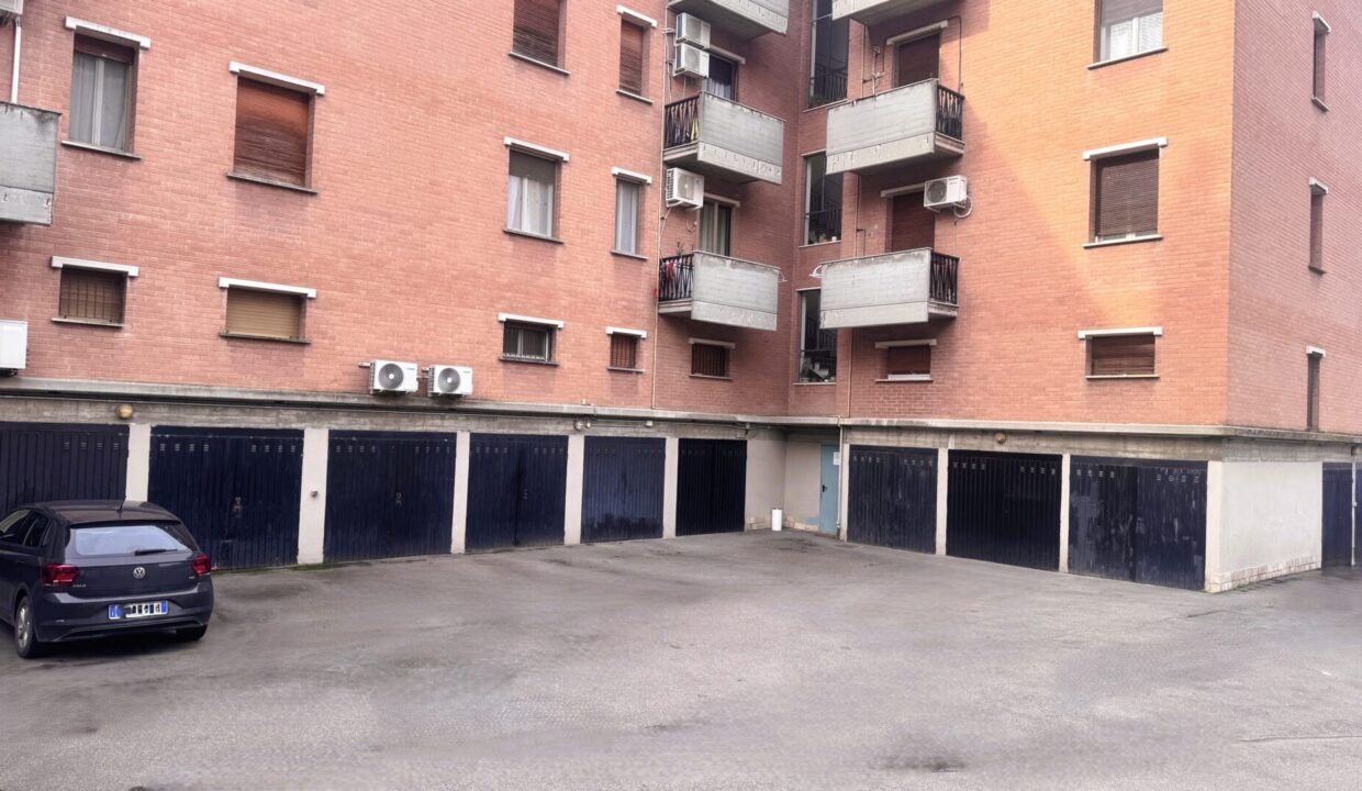 garage appartamento con 3 camere Colorno