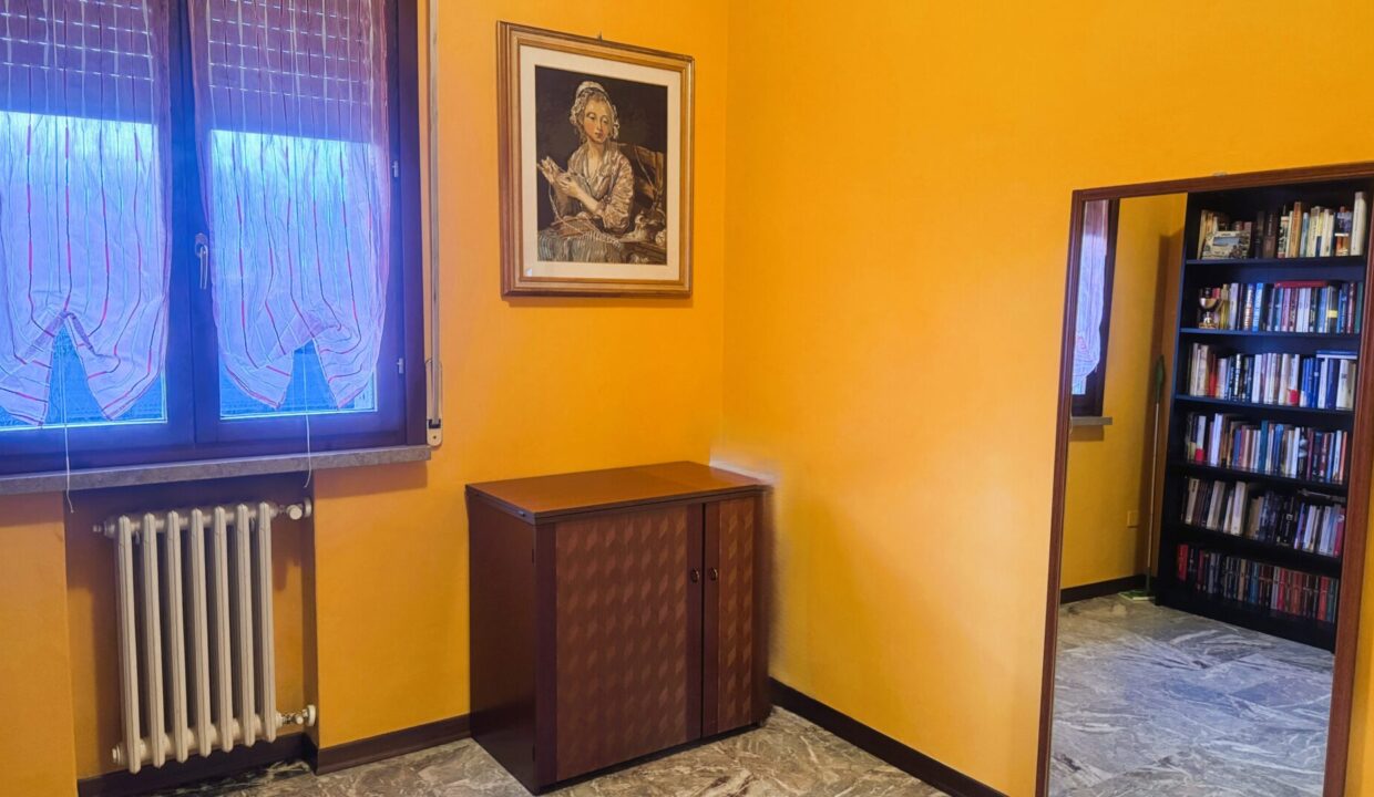 camera 4 bifamiliare Sissa campagna