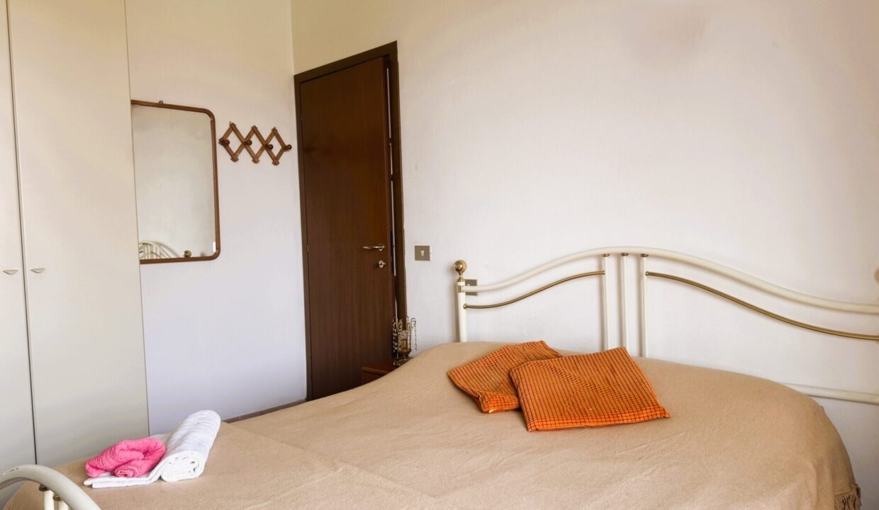 camera bilocale recente Mezzano Superiore