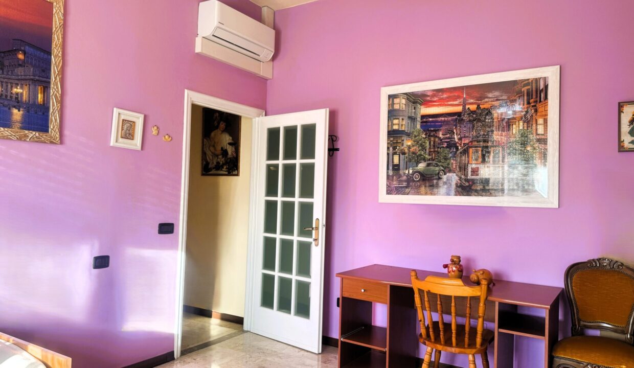 camera 2 bifamiliare Sissa campagna