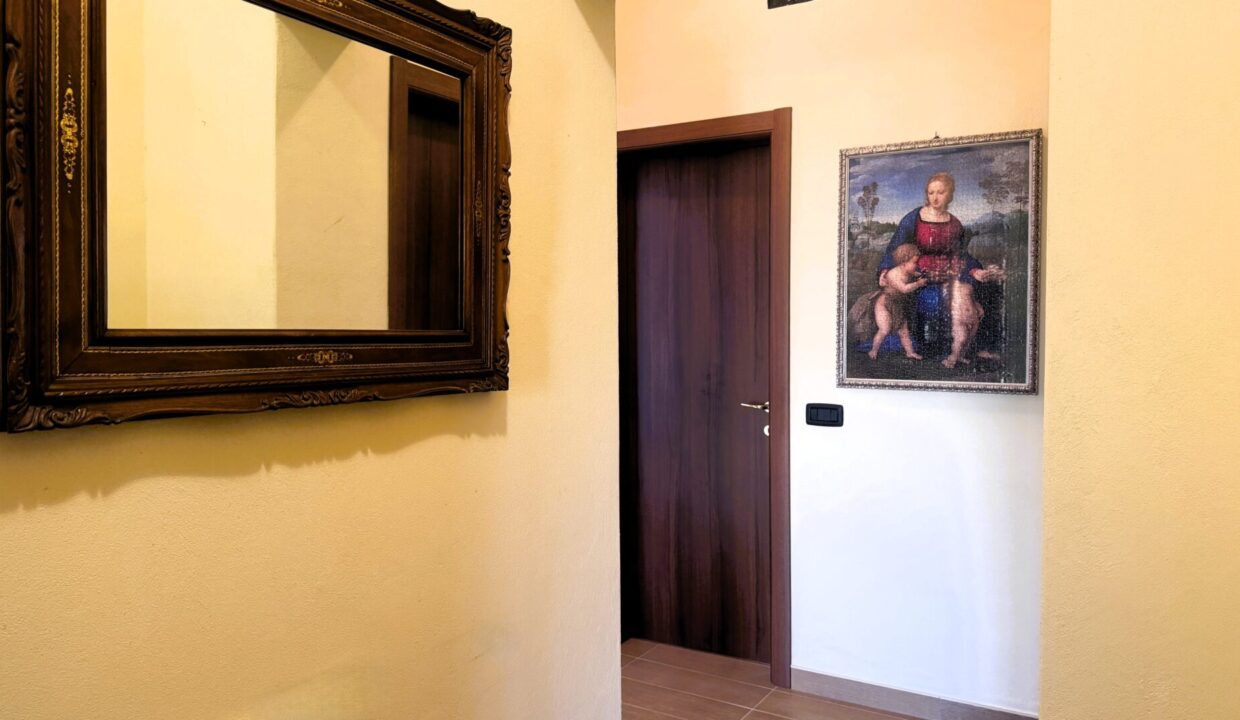 disimpegno bifamiliare Sissa campagna