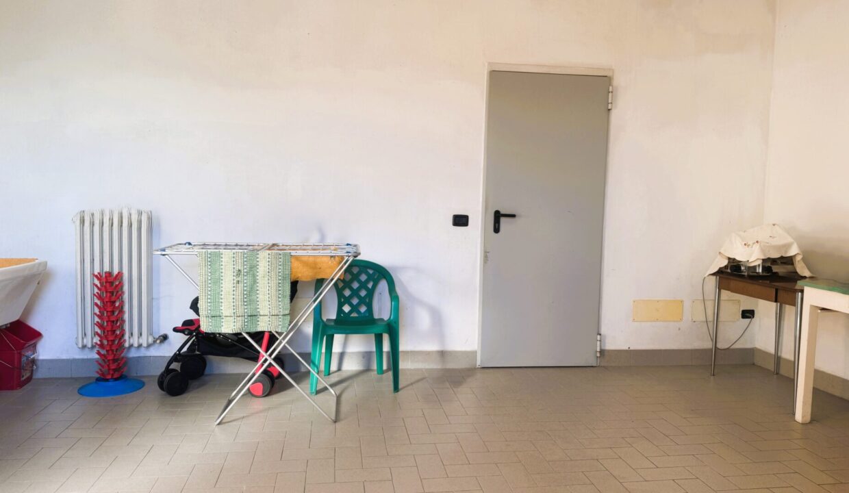 lavanderia bifamiliare Sissa campagna