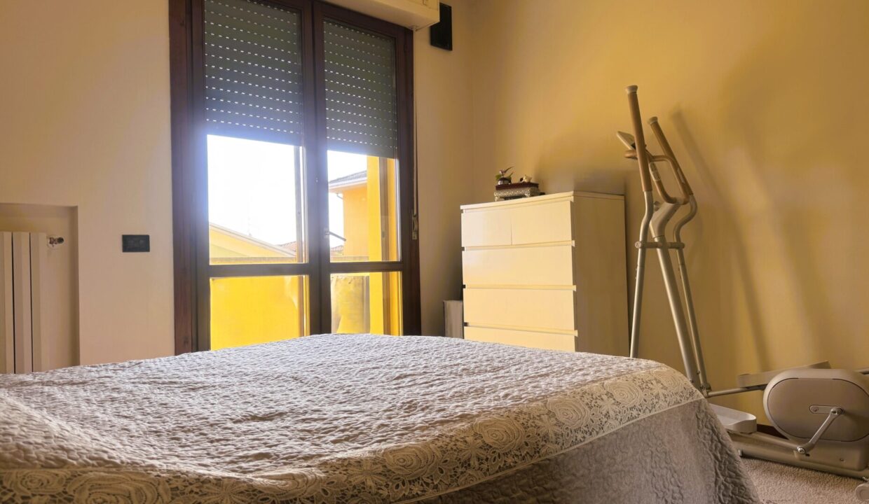 camera 1 appartamento con 3 camere Colorno