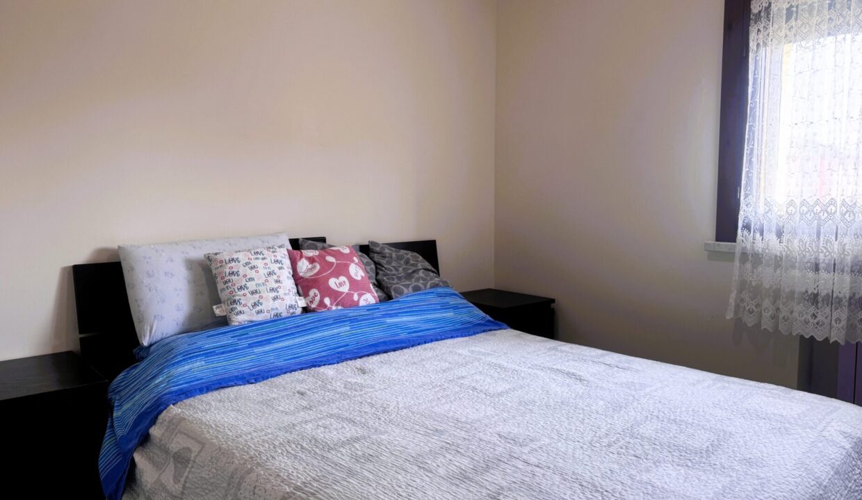 camera 3 appartamento con 3 camere Colorno